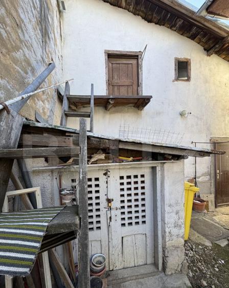 Casa pe sol locuibila(+beci+pod), 89 mp utili, zona Siloz - 28