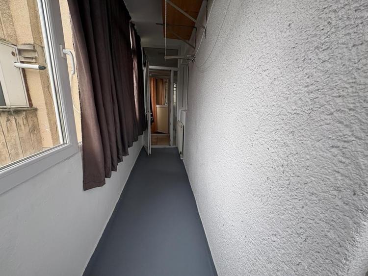 Apartament, 3 camere, decomandat, 78 mp, Calea Bucuresti, Zona Pasajului - 12