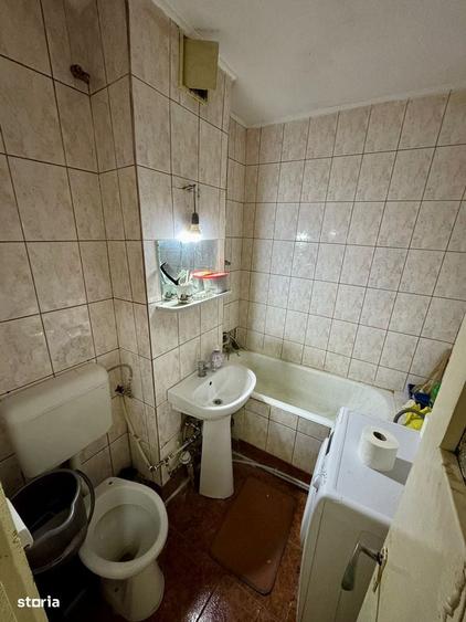 Apartament cu 2 camere decomandat în Albești