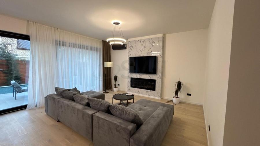 REV2005618 Vila l Iancu Nicolae - 1