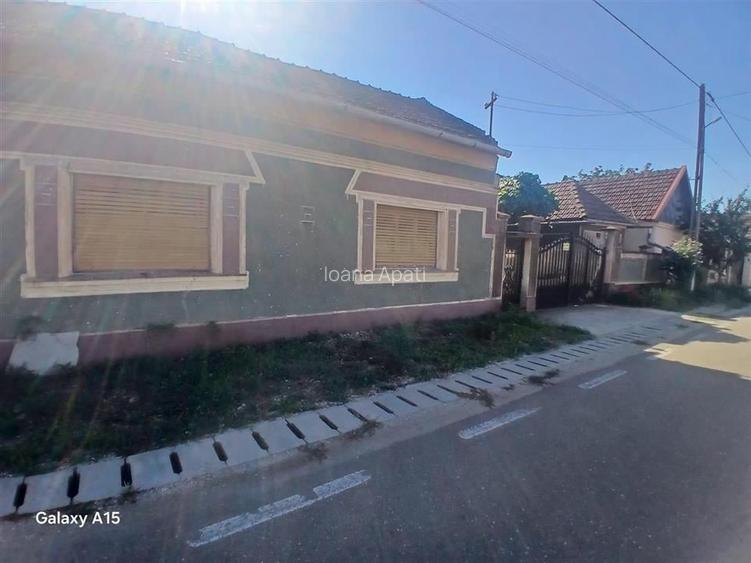 RECO Casa de vanzare in Fegernic cu 2541mp teren