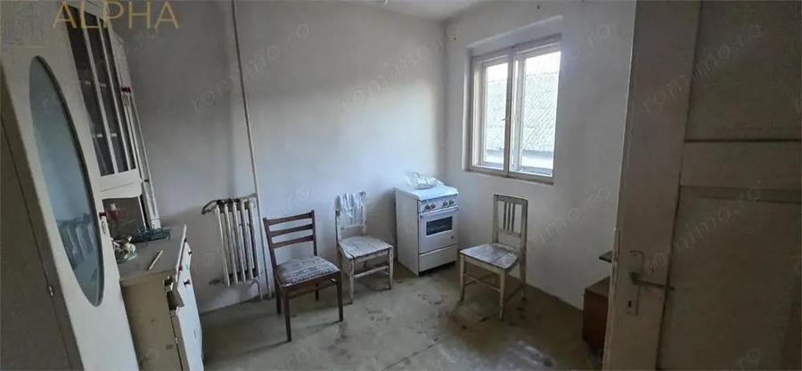 De vanzare apartament la casa in Chintelnic - 9