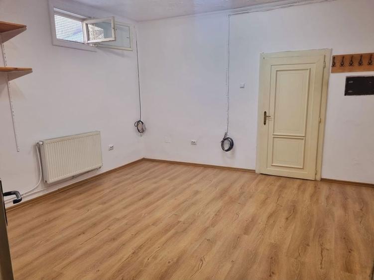 Spatiu comercial de inchiriat - 5