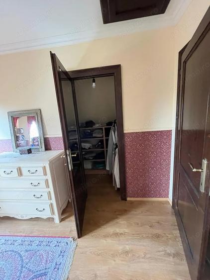 Casă cu Teren 1100 Mp în Sânmihaiu Român