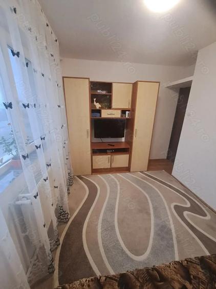 Vand apartament cu 2 camere la cheie(fostele camine arpechim) - 8