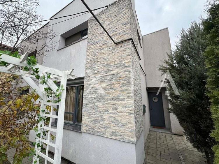 SX530 Lipovei - Pozitie Excelenta, Disponibila Imediat - 2