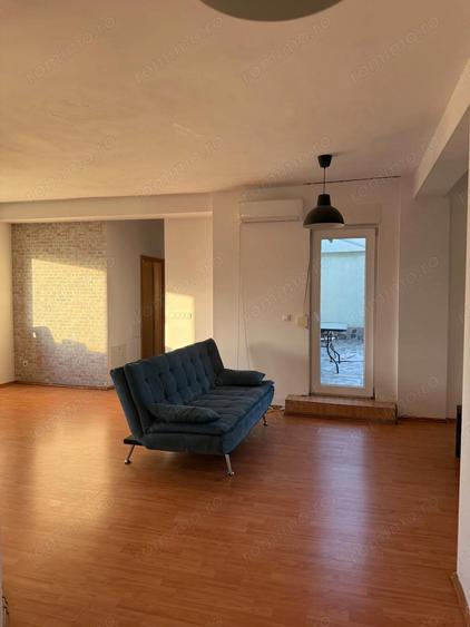 Ap tip Penthouse - Loc de parcare Privat - 2 cam - Centrala Proprie - 4