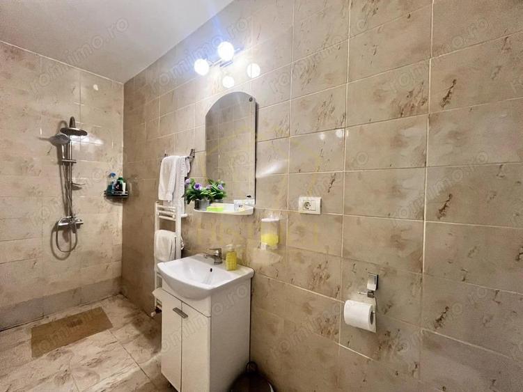 Pensiune superba cu piscina | COMISION 0 | Girocului - 18