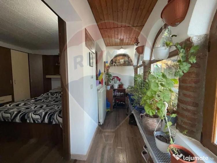 Casa cu teren de vanzare Golesti-Ramnicu Valcea / Manasti... - 6