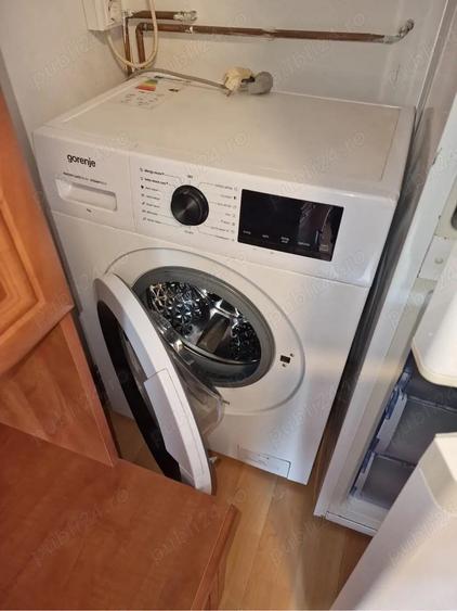 Inchiriez camera de camin cu bucatarie si baie - 2