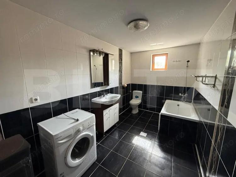 Casa de vanzare in Strejnicu ideala pentru locuit sau investitie - 2