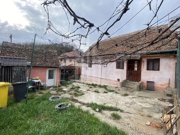 Casă de vânzare în Ocna Sibiului – oportunitate de investiție - 2