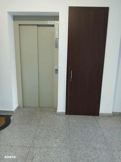 37 mp,total decomandat,etj 2/3,lift,vedere din casa Padurea Rosu -300m - 4