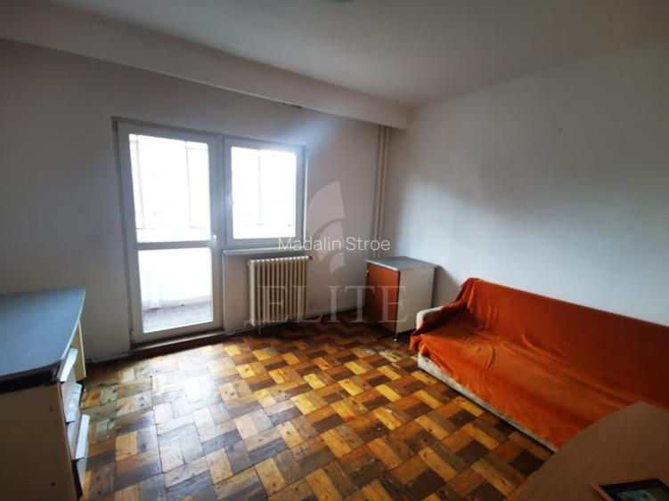 Apartament 2 camere decomandat aspect modern Brazda lui Novac