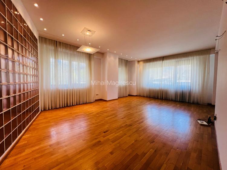 Parter cu Terasă || Decomandat || Parcare || Boxa Parter cu Terasă || Decomandat || Parcare || Boxa