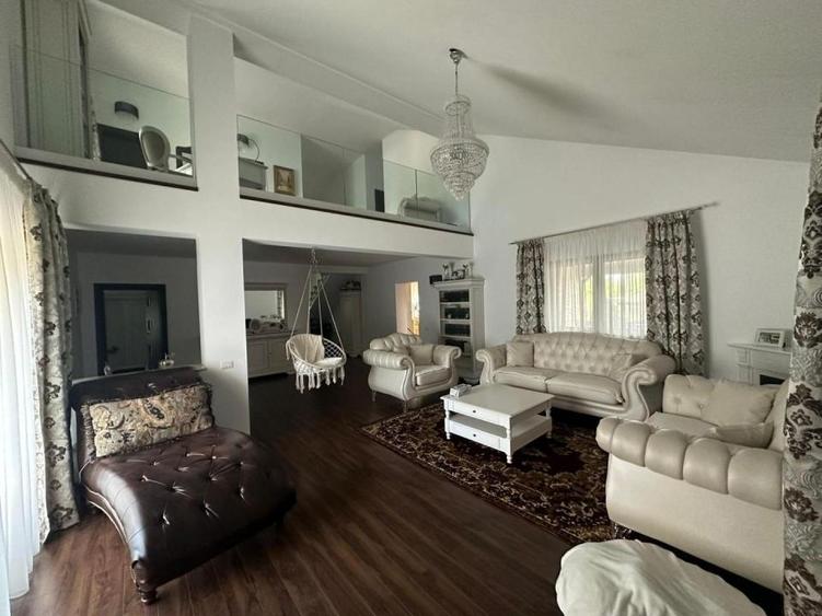 Casă individuală cu 3 camere cu Teren 2997 Mp în Ogrezeni