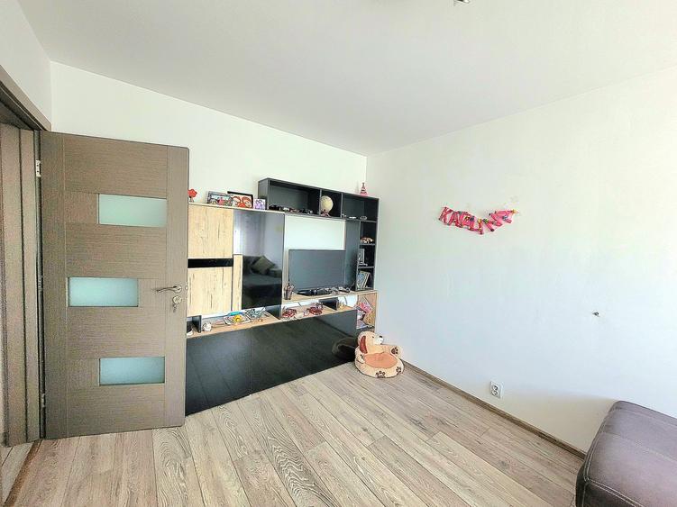 Apartament 3 camere, zona Astra, Brasov - 1