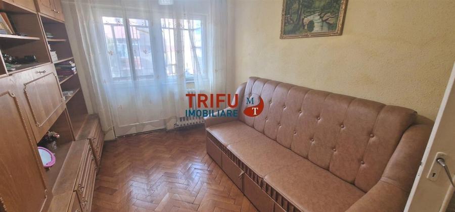 Apartament 3 camere decomandat et.3 zona Mercur - 3