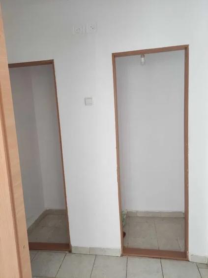 NORD-Cameliei-2cam-cubulet, cf1, dec,3/4, T, sg, izolat - 56000 euro - 5