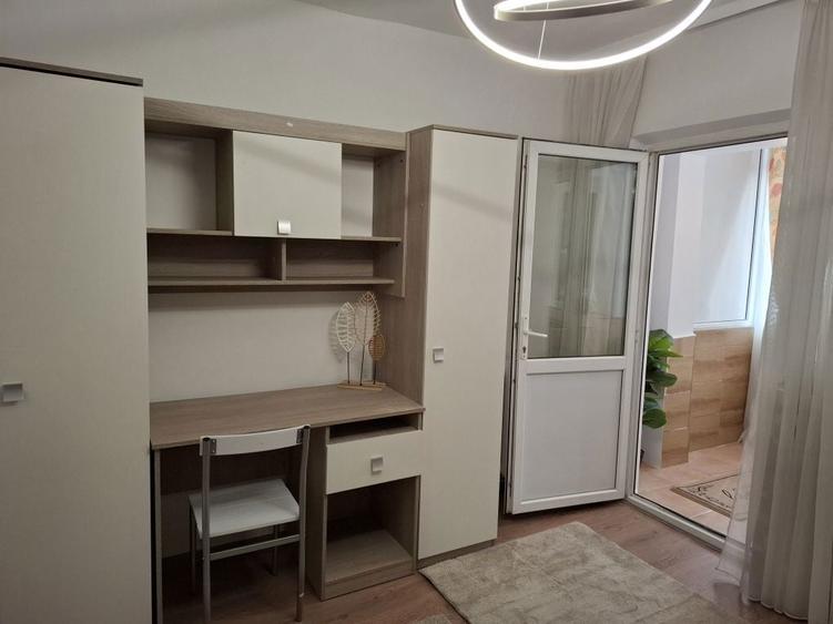 Pers fizica,inchiriez garsoniera, 25 mp , bld Poitiers, Siraj - 7