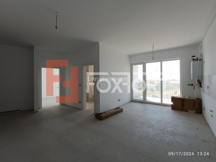 Apartament cu 3 camere semidecomandat în Giroc Apartament cu 3 camere semidecomandat în Giroc