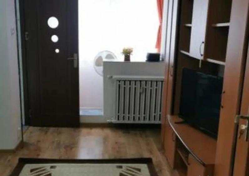 Dristor etaj 2 semidecomandat - 1