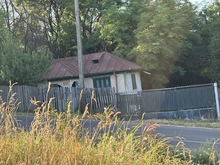 Jud. Prahova, spre Valenii de Munte, comuna Pacureti - 4