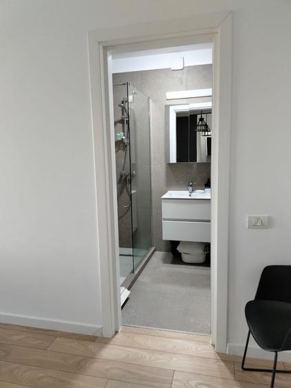 Apartament cu 2 camere semidecomandat, mobilat în Pipera