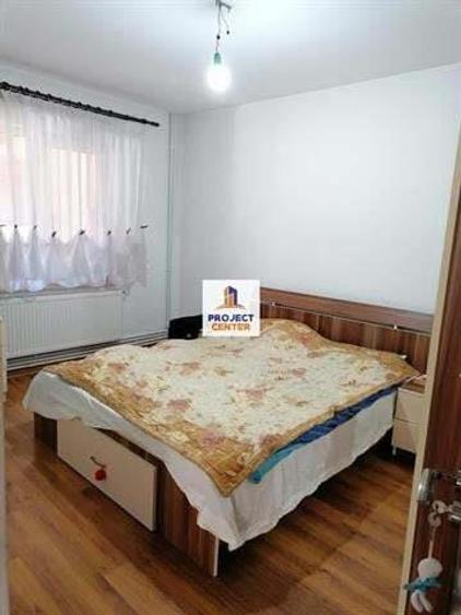 Vila 8 camere, Bradu - 5