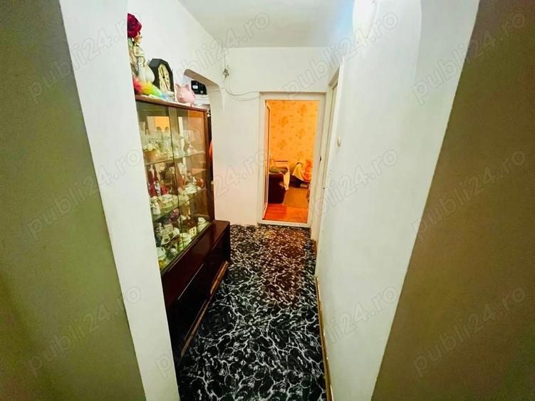 De vanzare apartament 3 camere, Pecineaga/Rahova - 5