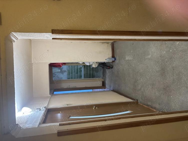 Vand apartament 3 camere Pite?ti - 1