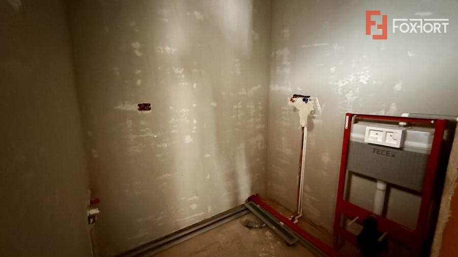 Duplex de vanzare, 3 camere pe parter + pod - Mosnita Veche - 9