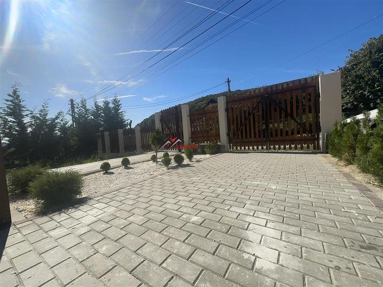 Comision 0%.Casa individuala la cheie 120 mp utili, teren liber 450 mp. Zona aer - 21