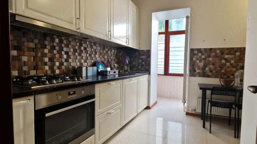 Inchiriere apartament cu trei camere vila Kisseleff - 7