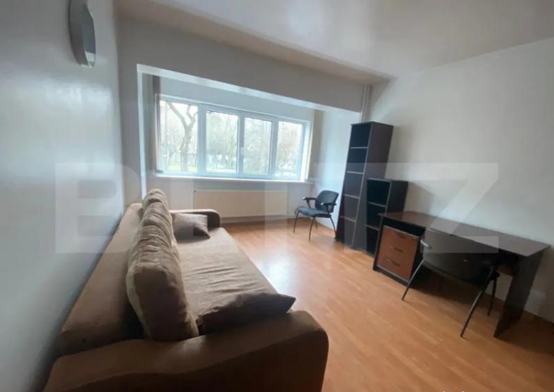 Apartament cu 2 camere, 52 mp, zona Take Ionescu - 7