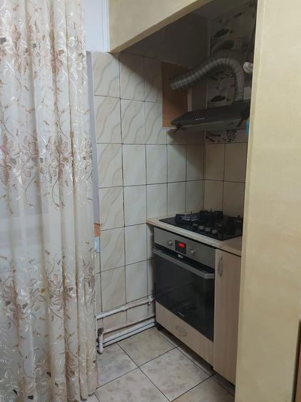 Apartament 4 camere, Brosteni - 4