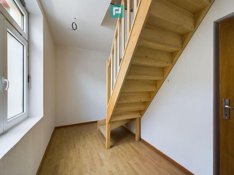 Casă cu 4 camere, renovată, în zona Gării de Nord - 9