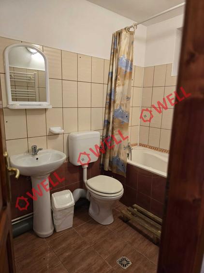 Pensiune de vânzare în centrul orașului Covasna! - 12