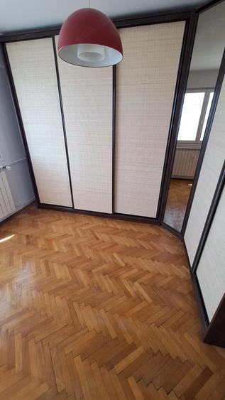 Proprietar vand apartament 2 camere langa Parcul IOR Str. Campia Libertatii - 7