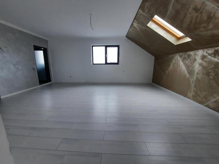 FARA COMISIOANE casa P+M cu 5 camere mari 4 bai 3 dresinguri finisata LA CHEIE - 30