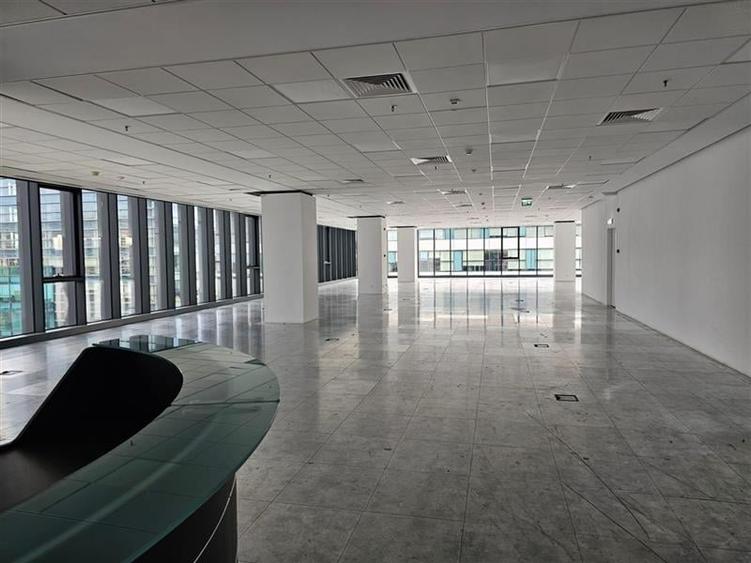 Spatii de inchiriat in cladirea Oslo BC - 2 minute acces Metrou - 6