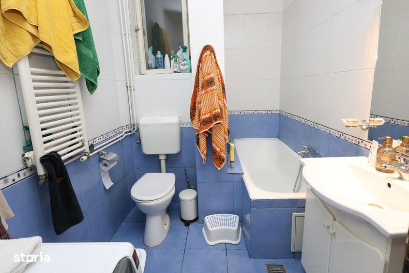 Apartament cu 3 camere ?i balcon in Piata Romana - 10