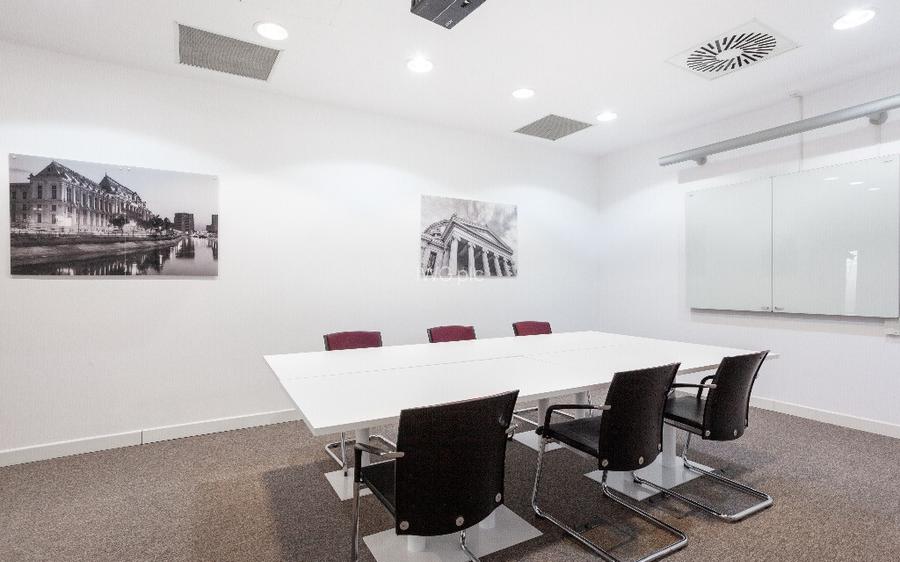 Spa?iu de birou privat pentru 4 persoane in Regus Floreasca Plaza