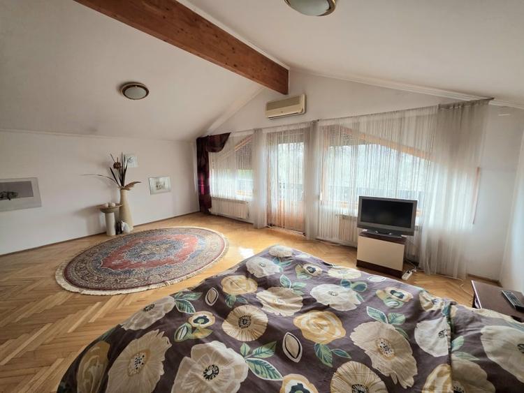 Vila deosebita de vanzare in Otopeni langa ''Ana Aslan'' - arhitectura germana - 51