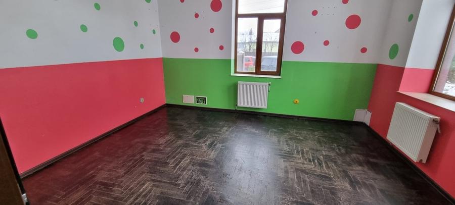 Cladire cu etaj pretabila afacere - 4