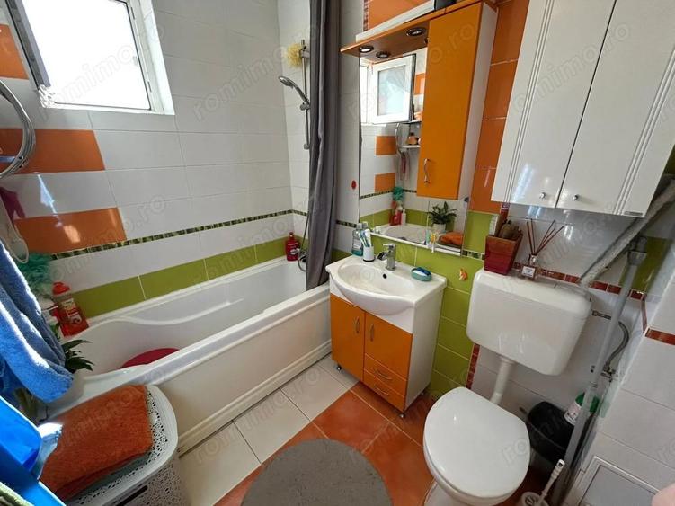 Apartament 3 camere, etaj 1 - zona Cetate - 4