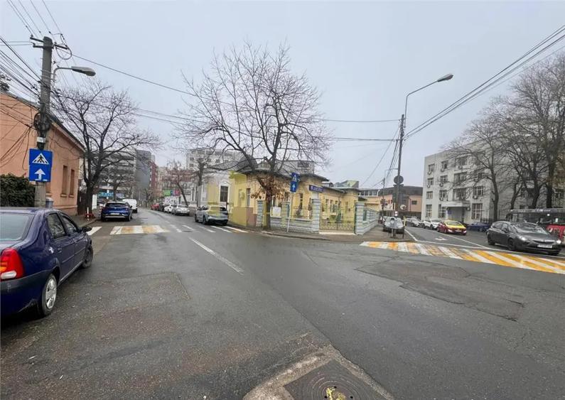 Casa 4 camere plus dependinte in Ploiesti, zona ultracentra - 2