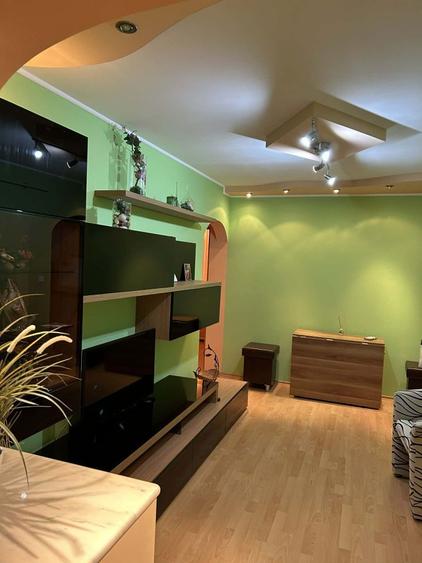 Inchiriez apartament 3 camere - 8