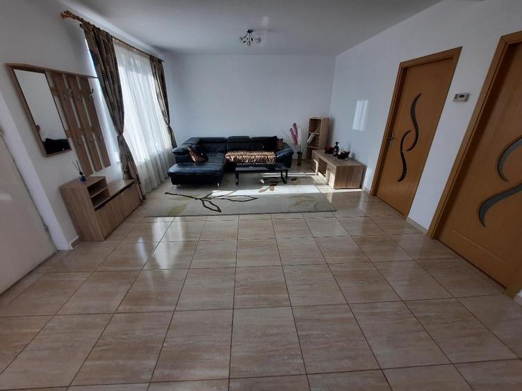 FARA COMISION in Bacu aproape asfalt casa gata mobilata cu 4 camere P+1+pod 560m - 15