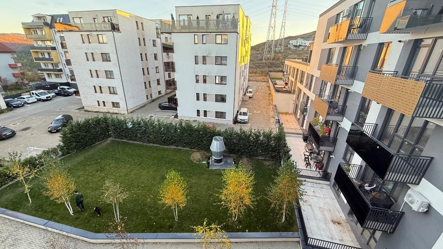 Persoana fizică vând ap  2 cam Lux bloc nou ,57 mp+balcon,zona VIVO str Razoare - 14